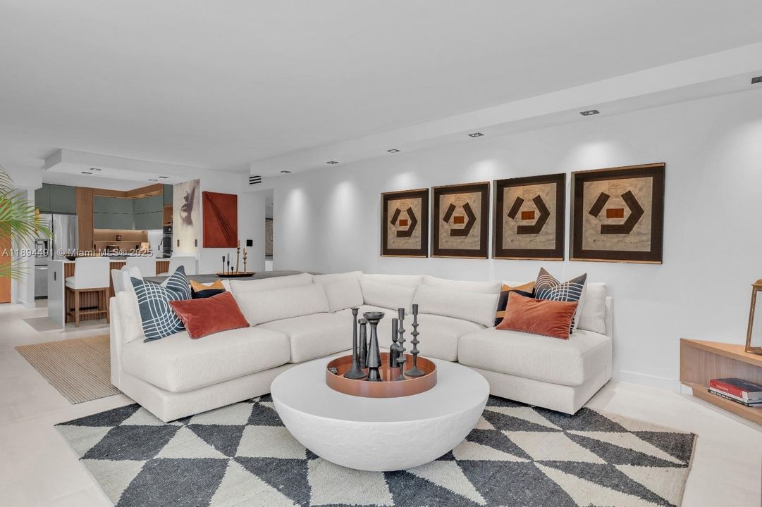 For Sale: $885,000 (2 beds, 2 baths, 1603 Square Feet)