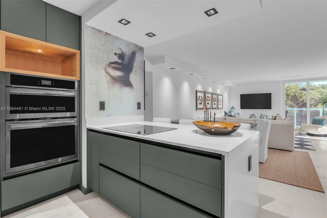 For Sale: $885,000 (2 beds, 2 baths, 1603 Square Feet)