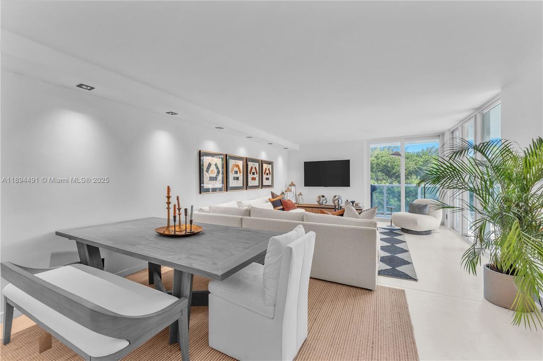 For Sale: $885,000 (2 beds, 2 baths, 1603 Square Feet)