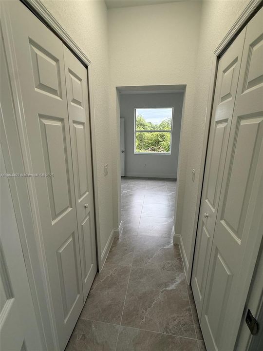 На продажу: $298,900 (3 спален, 2 ванн, 0 Квадратных фут)