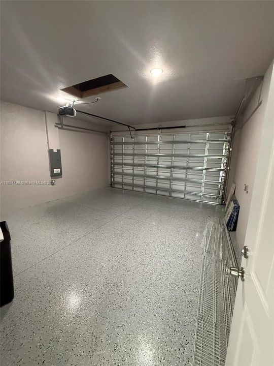 На продажу: $298,900 (3 спален, 2 ванн, 0 Квадратных фут)