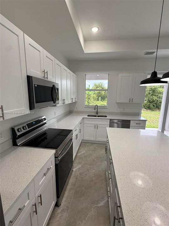 На продажу: $298,900 (3 спален, 2 ванн, 0 Квадратных фут)