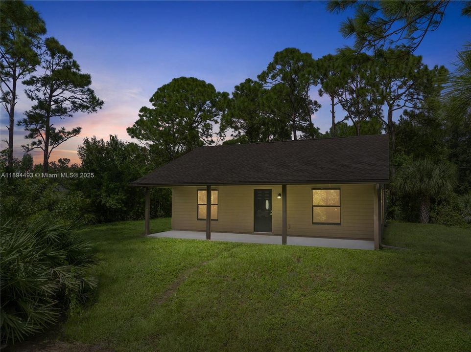 Vendido Recientemente: $290,000 (1 camas, 1 baños, 924 Pies cuadrados)