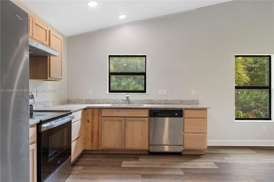 Vendido Recientemente: $290,000 (1 camas, 1 baños, 924 Pies cuadrados)