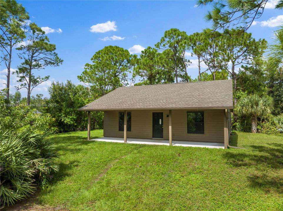 Vendido Recientemente: $290,000 (1 camas, 1 baños, 924 Pies cuadrados)