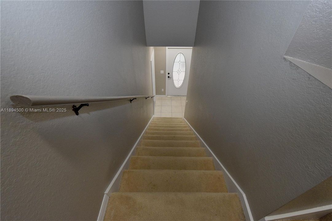 En Venta: $220,000 (3 camas, 2 baños, 1517 Pies cuadrados)