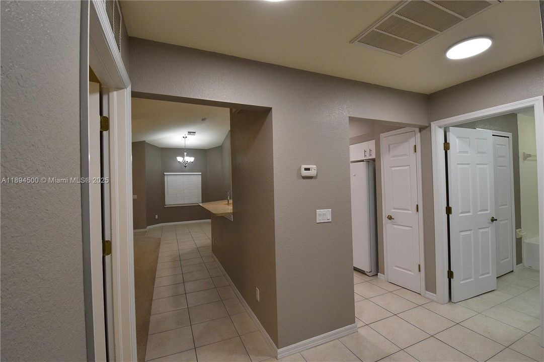 En Venta: $220,000 (3 camas, 2 baños, 1517 Pies cuadrados)