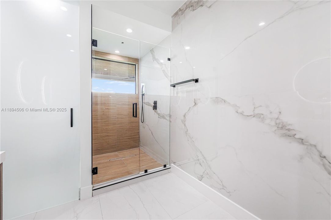 Active With Contract: $1,500,000 (3 beds, 3 baths, 2255 Square Feet)