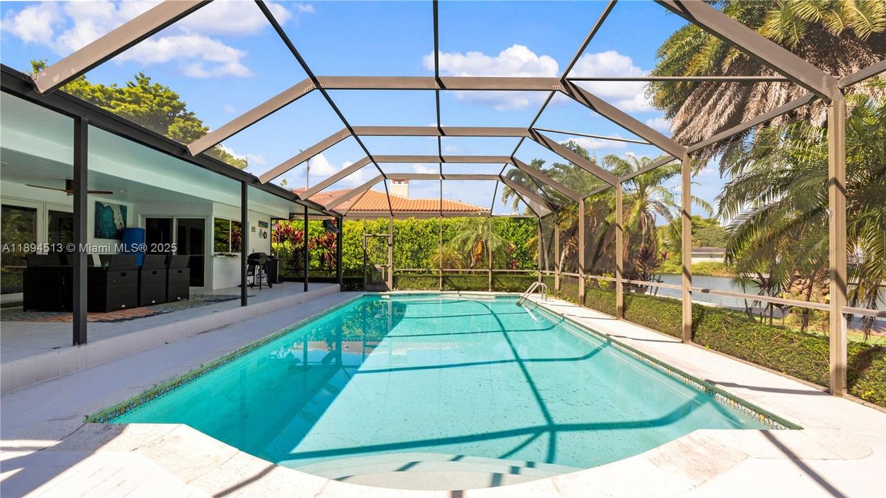 For Rent: $8,500 (3 beds, 2 baths, 1661 Square Feet)