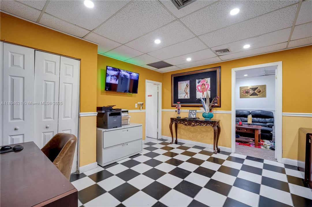 For Rent: $23 (0 beds, 0 baths, 0 Square Feet)