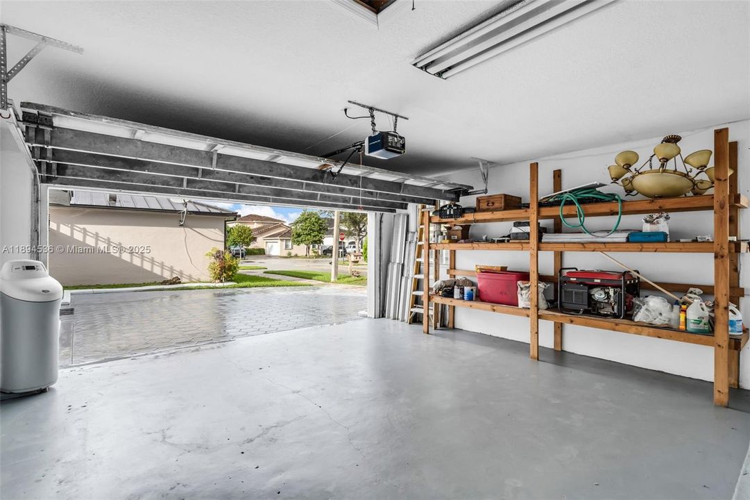 For Sale: $865,000 (4 beds, 3 baths, 2620 Square Feet)