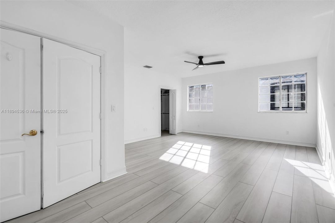 For Sale: $865,000 (4 beds, 3 baths, 2620 Square Feet)