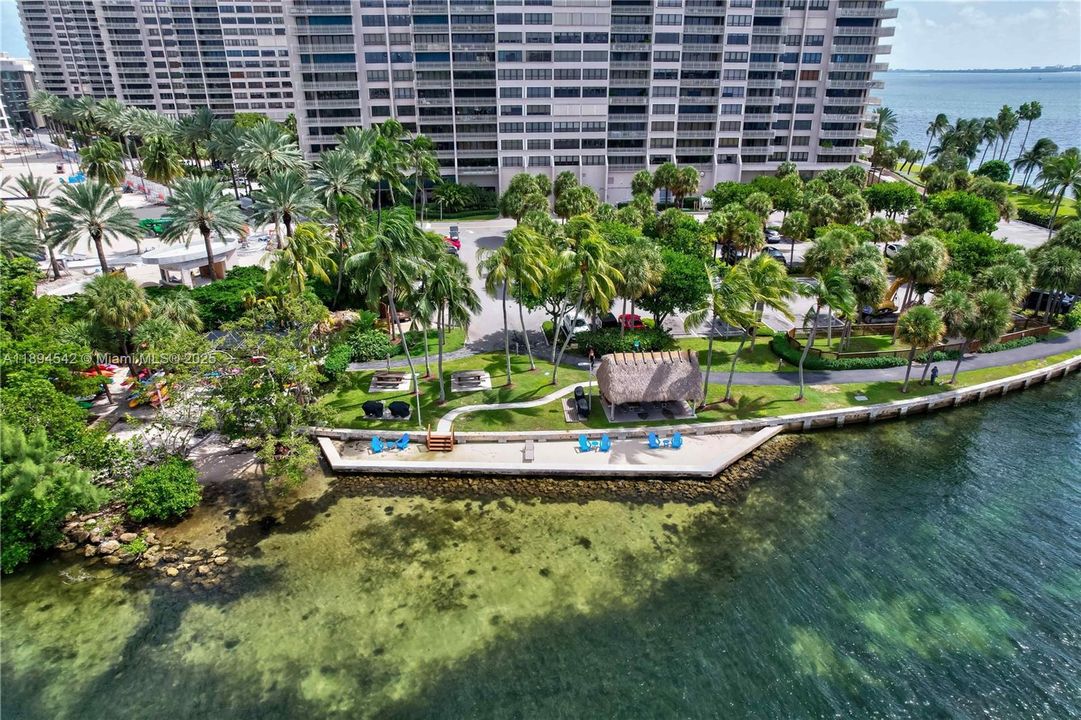 En Renta: $15,500 (3 camas, 2 baños, 2424 Pies cuadrados)