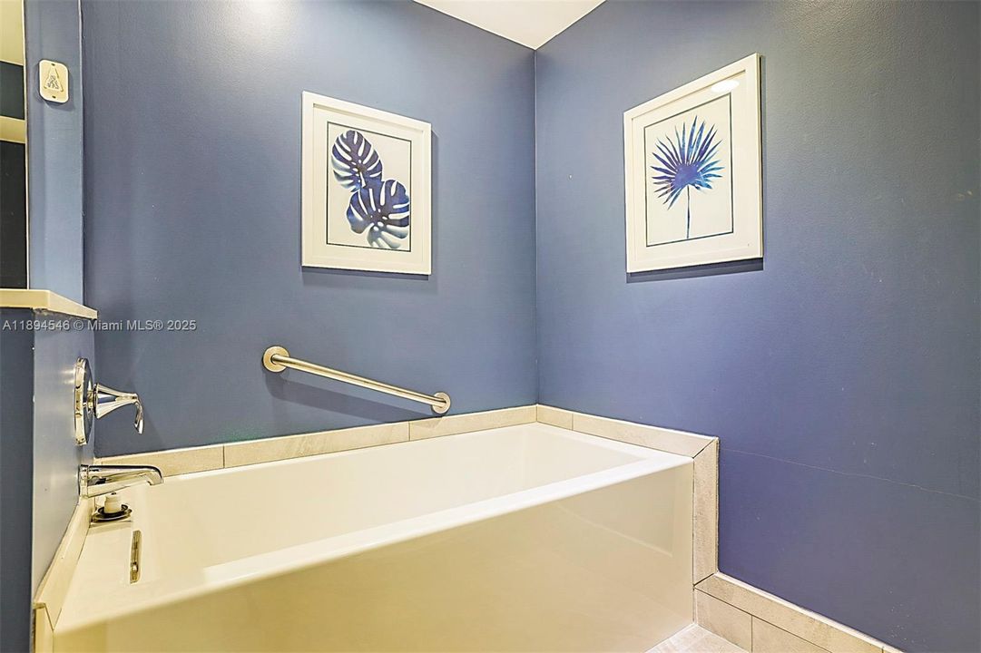 En Venta: $539,000 (3 camas, 2 baños, 1753 Pies cuadrados)