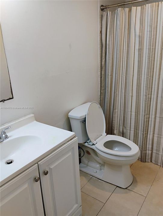 For Sale: $118,000 (1 beds, 1 baths, 800 Square Feet)