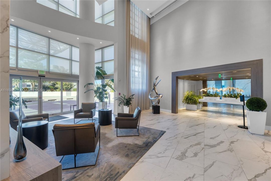 En Renta: $15,900 (3 camas, 3 baños, 2777 Pies cuadrados)