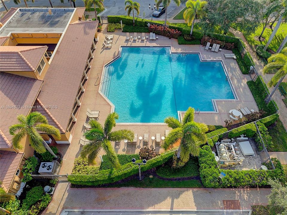 最近租的: $2,550 (2 贝兹, 2 浴室, 1040 平方英尺)