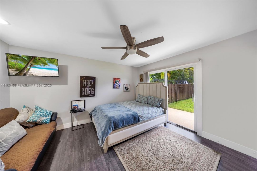 Active With Contract: $580,000 (4 beds, 2 baths, 2009 Square Feet)
