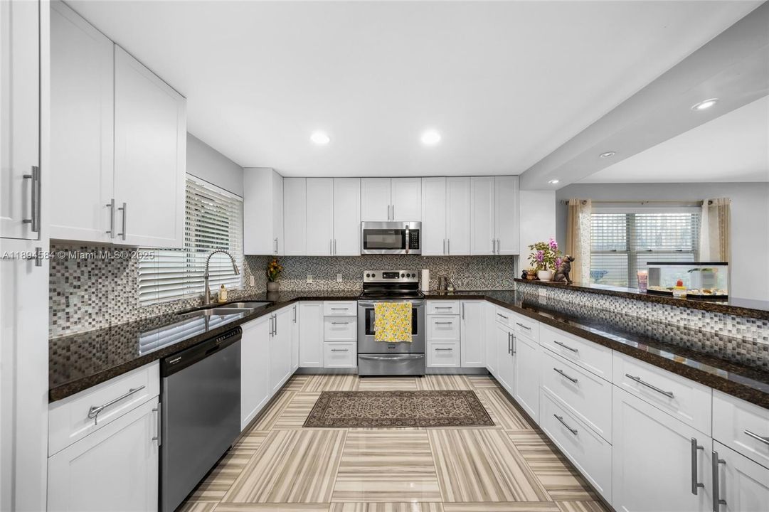 Active With Contract: $580,000 (4 beds, 2 baths, 2009 Square Feet)