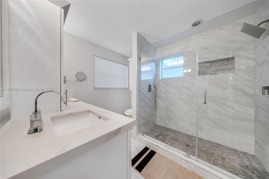 Active With Contract: $580,000 (4 beds, 2 baths, 2009 Square Feet)