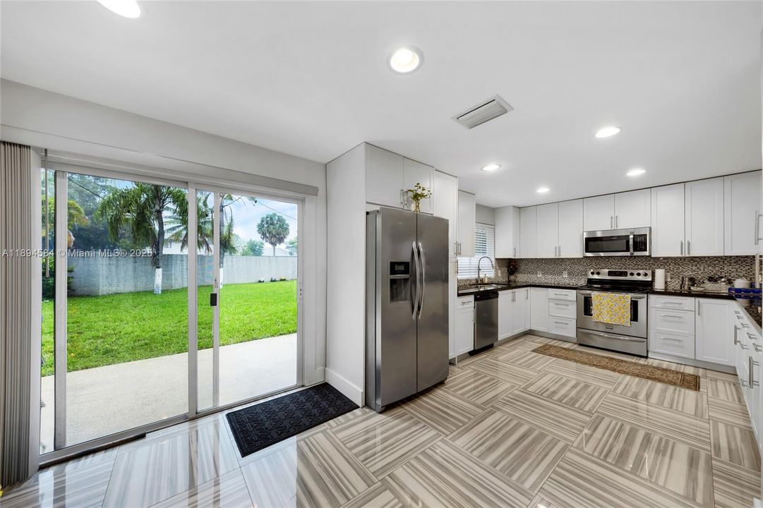 Active With Contract: $580,000 (4 beds, 2 baths, 2009 Square Feet)