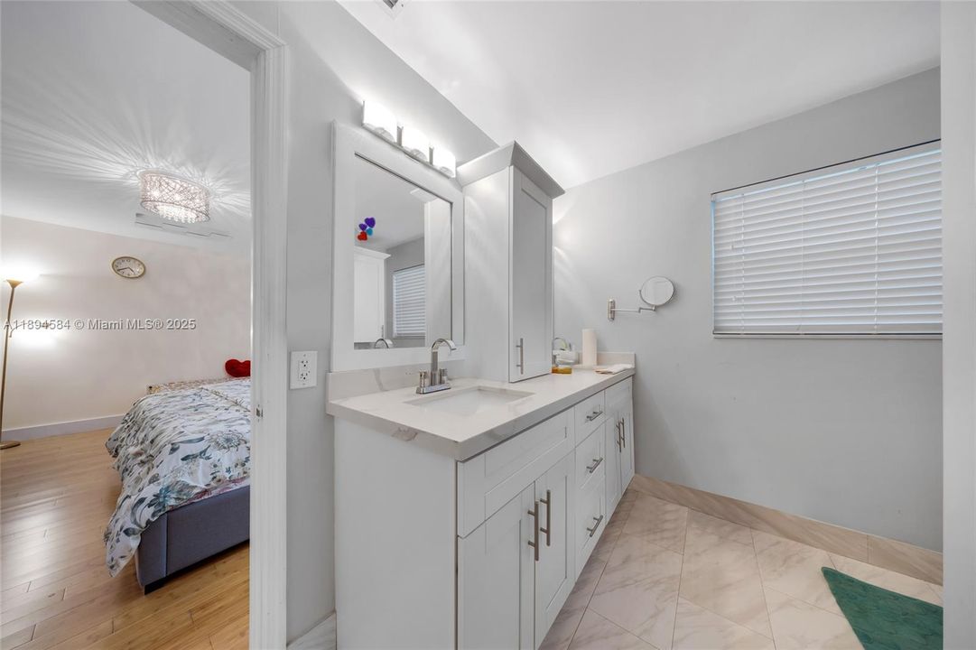 Active With Contract: $580,000 (4 beds, 2 baths, 2009 Square Feet)