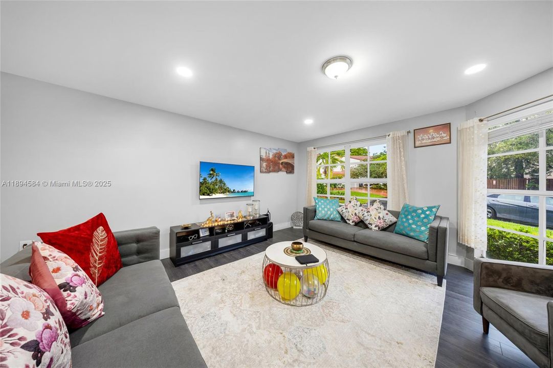 Active With Contract: $580,000 (4 beds, 2 baths, 2009 Square Feet)