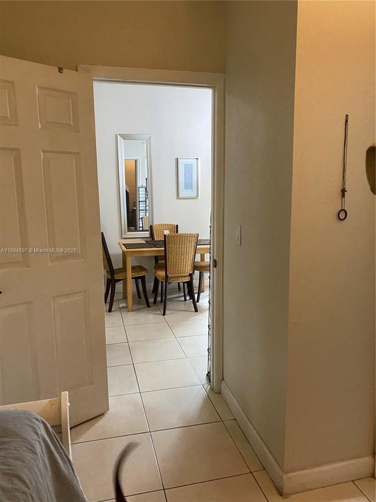 Recently Rented: $1,500 (1 beds, 1 baths, 3341 Square Feet)