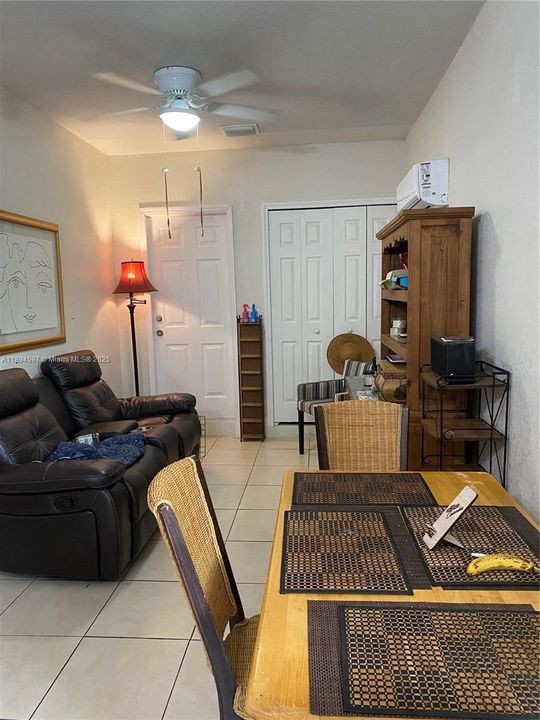 Recently Rented: $1,500 (1 beds, 1 baths, 3341 Square Feet)