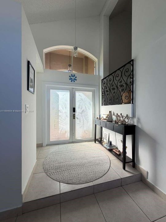 Active With Contract: $4,150 (4 beds, 2 baths, 2174 Square Feet)