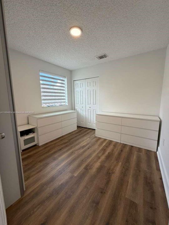 Active With Contract: $4,150 (4 beds, 2 baths, 2174 Square Feet)