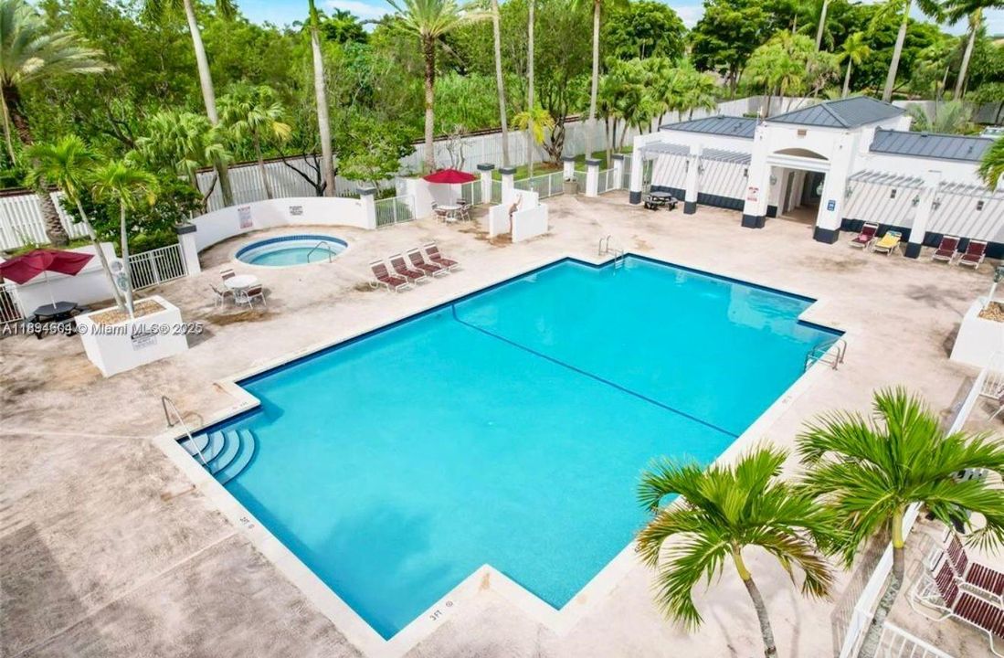 Active With Contract: $4,150 (4 beds, 2 baths, 2174 Square Feet)