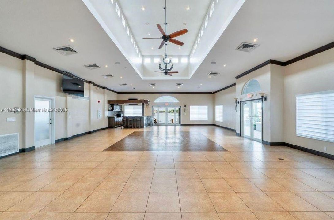 Active With Contract: $4,150 (4 beds, 2 baths, 2174 Square Feet)