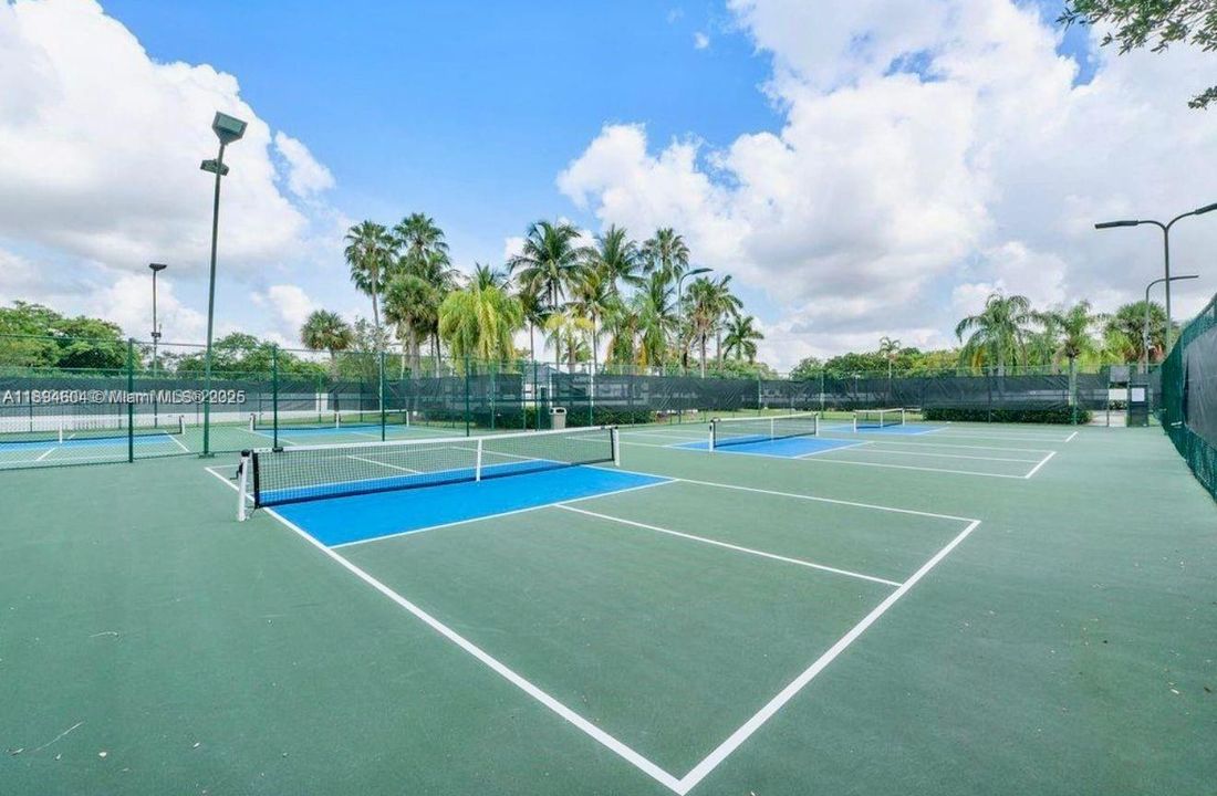 Active With Contract: $4,150 (4 beds, 2 baths, 2174 Square Feet)