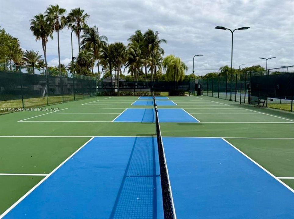 Active With Contract: $4,150 (4 beds, 2 baths, 2174 Square Feet)