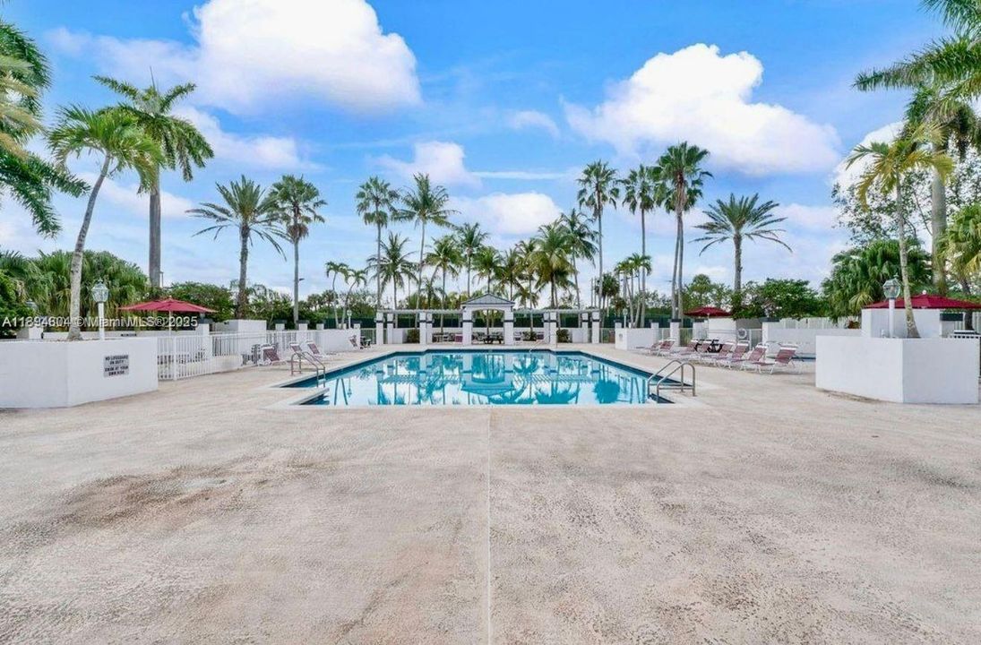 Active With Contract: $4,150 (4 beds, 2 baths, 2174 Square Feet)