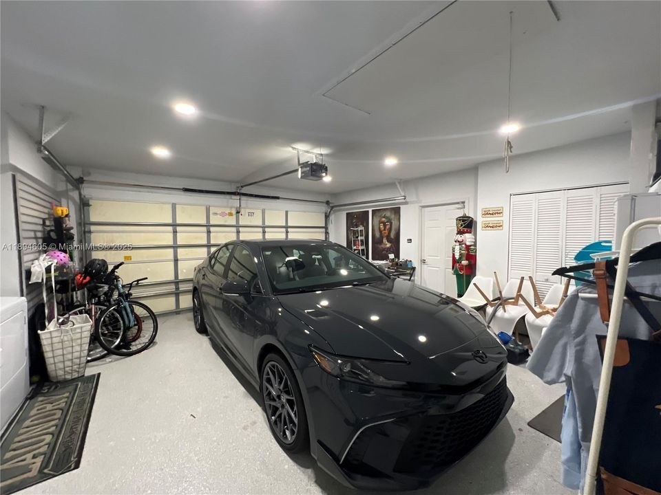 For Rent: $12,000 (4 beds, 3 baths, 3018 Square Feet)