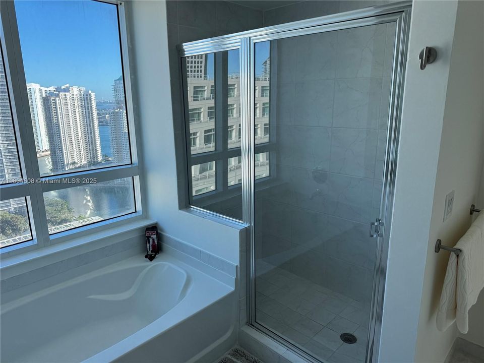 待售: $1,150,000 (2 贝兹, 2 浴室, 1278 平方英尺)