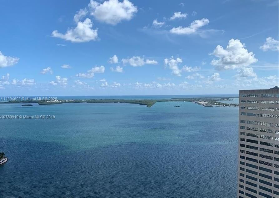 待售: $1,150,000 (2 贝兹, 2 浴室, 1278 平方英尺)