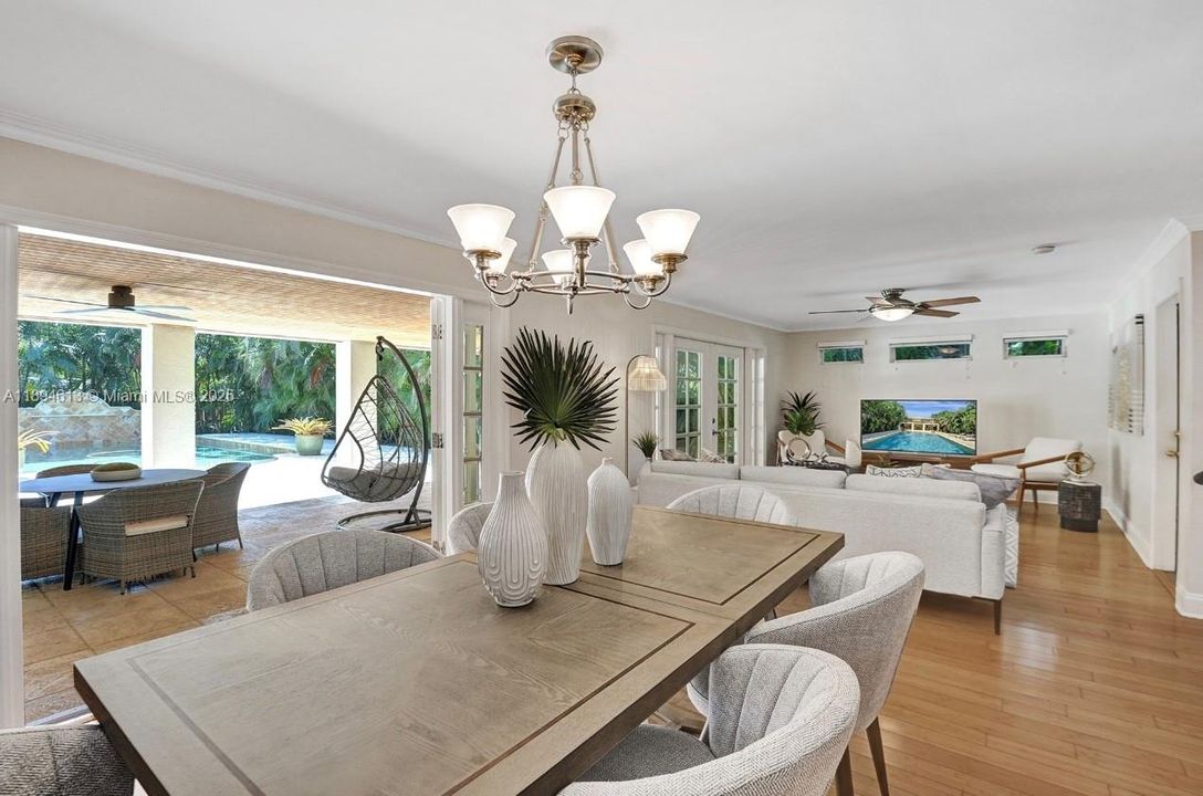 For Sale: $1,399,000 (3 beds, 2 baths, 1596 Square Feet)