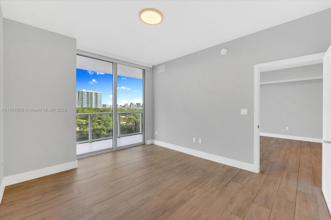 Recently Rented: $3,600 (2 beds, 2 baths, 1122 Square Feet)