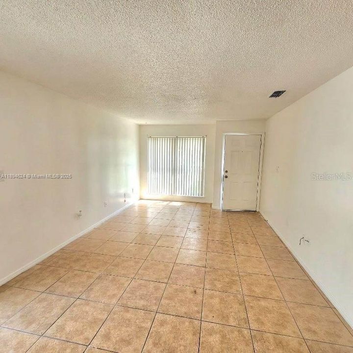 En Renta: $1,400 (2 camas, 2 baños, 0 Pies cuadrados)