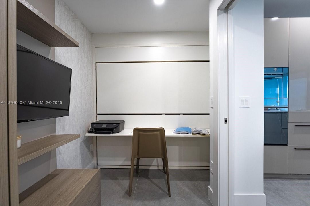 待售: $1,575,000 (1 贝兹, 2 浴室, 1030 平方英尺)