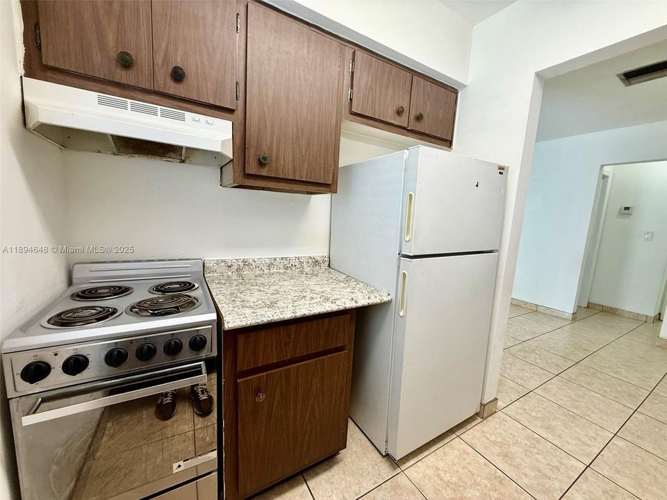 For Rent: $1,500 (1 beds, 1 baths, 650 Square Feet)