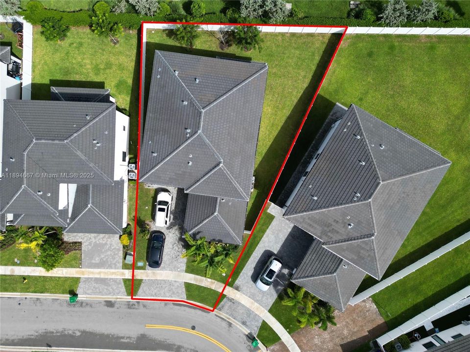 В аренду: $6,690 (5 спален, 4 ванн, 3381 Квадратных фут)