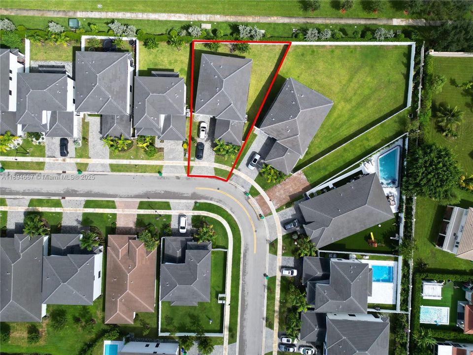 В аренду: $6,690 (5 спален, 4 ванн, 3381 Квадратных фут)