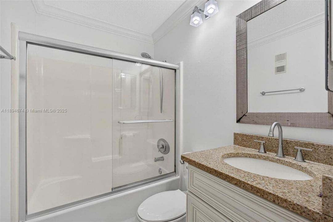 Activo con contrato: $1,900 (1 camas, 1 baños, 502 Pies cuadrados)