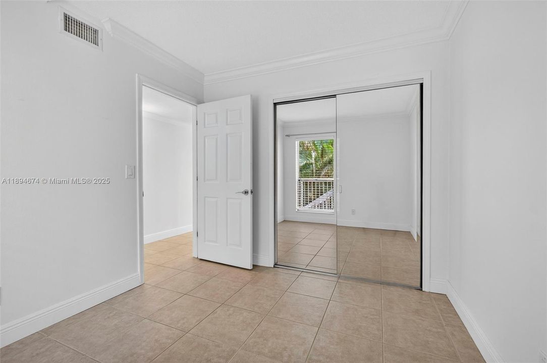 Activo con contrato: $1,900 (1 camas, 1 baños, 502 Pies cuadrados)