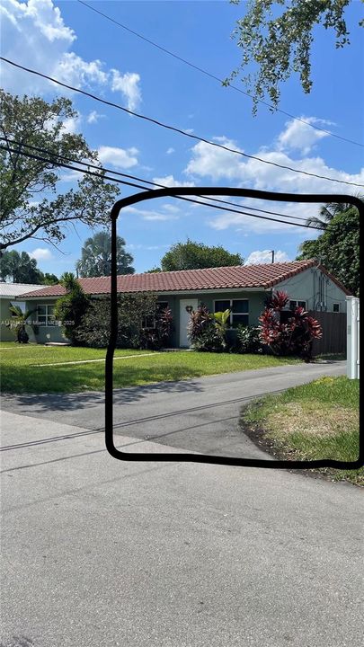 For Rent: $1,700 (1 beds, 1 baths, 2006 Square Feet)