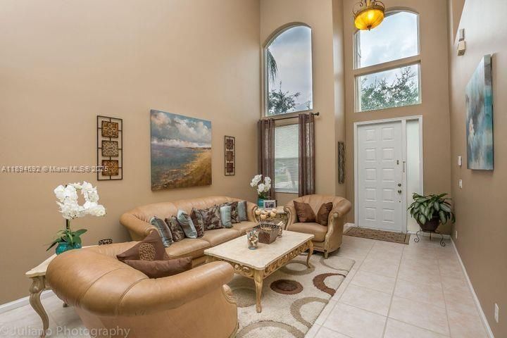 Active With Contract: $4,800 (5 beds, 3 baths, 3290 Square Feet)